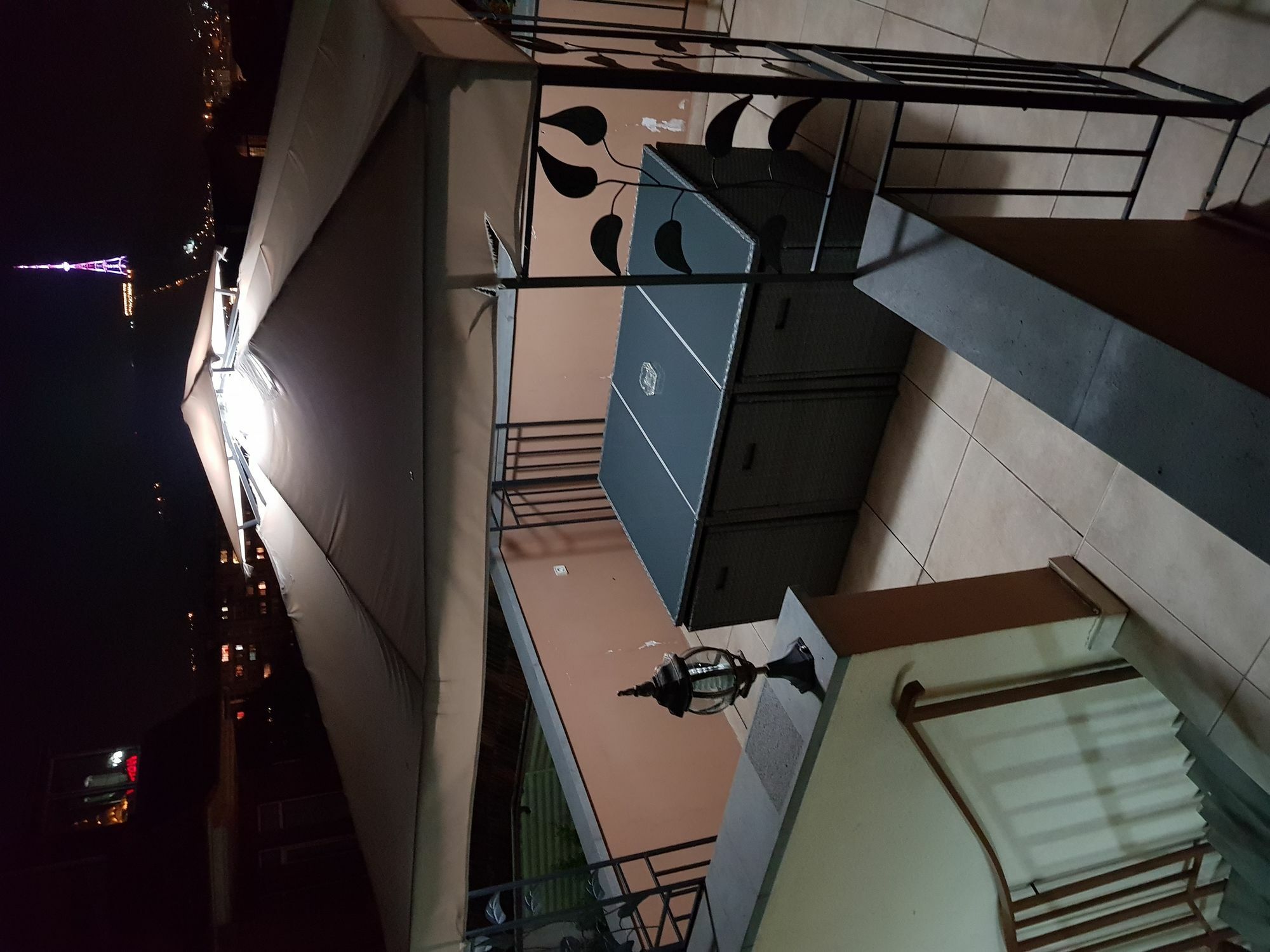 Danisimo Hotel Тбилиси Экстерьер фото