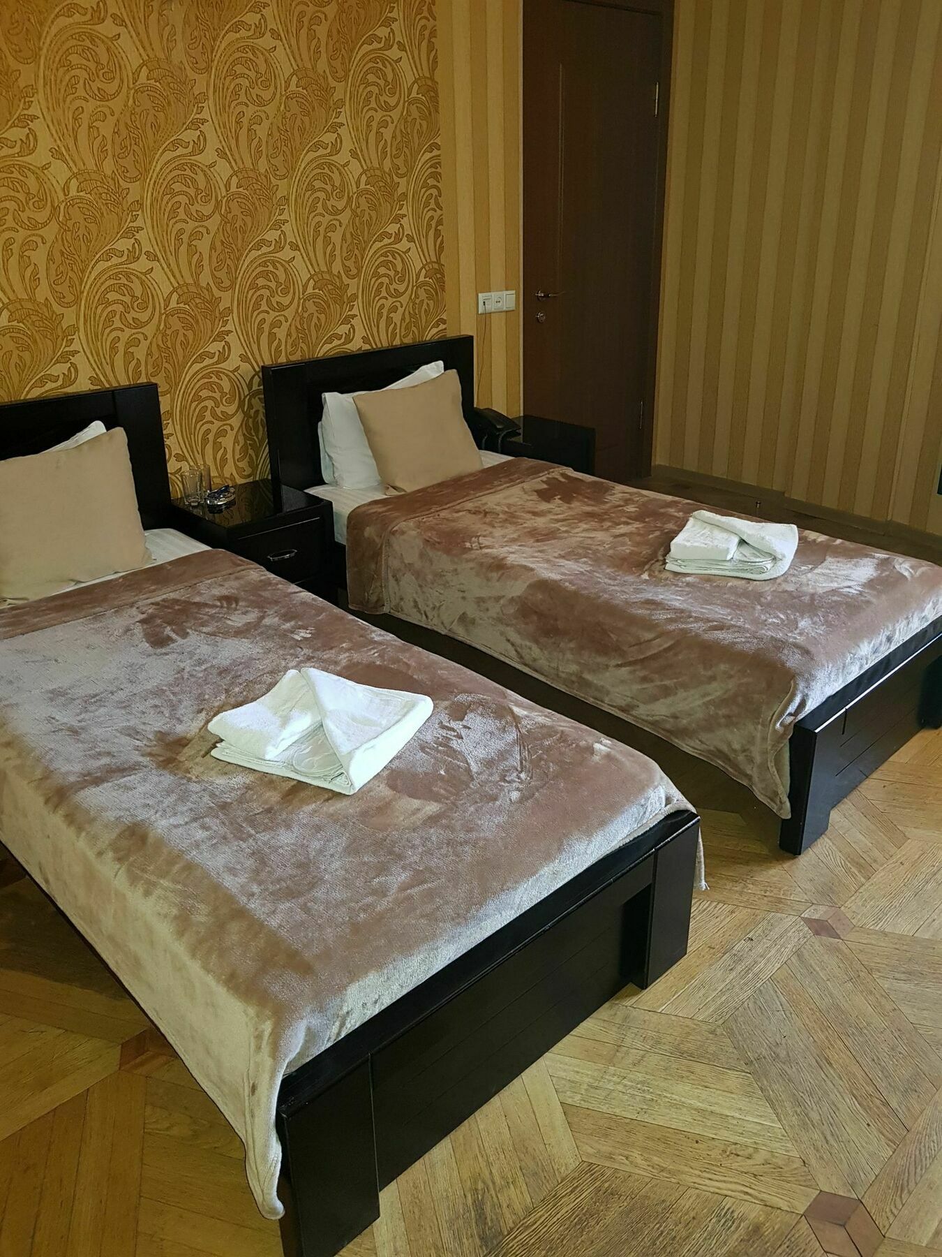 Danisimo Hotel Тбилиси Экстерьер фото